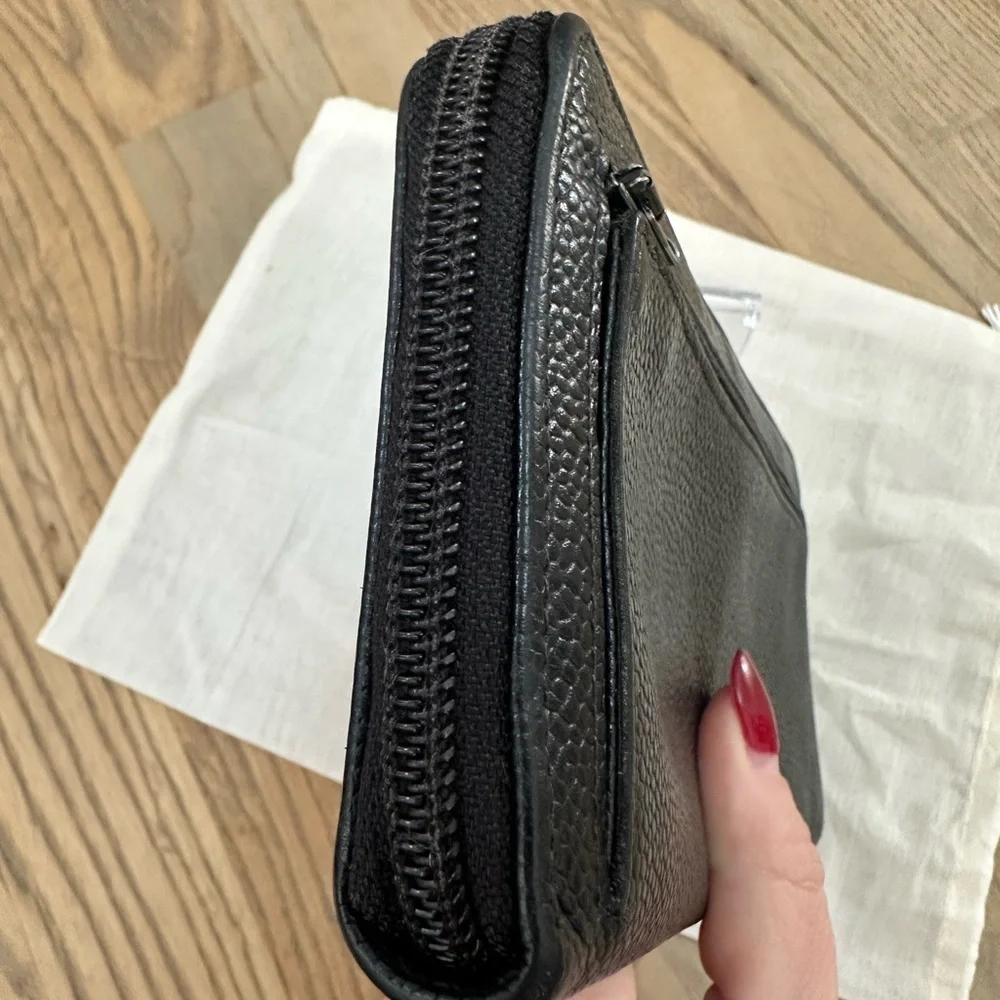 CHANEL Black Caviar Leather Zip Long Wallet